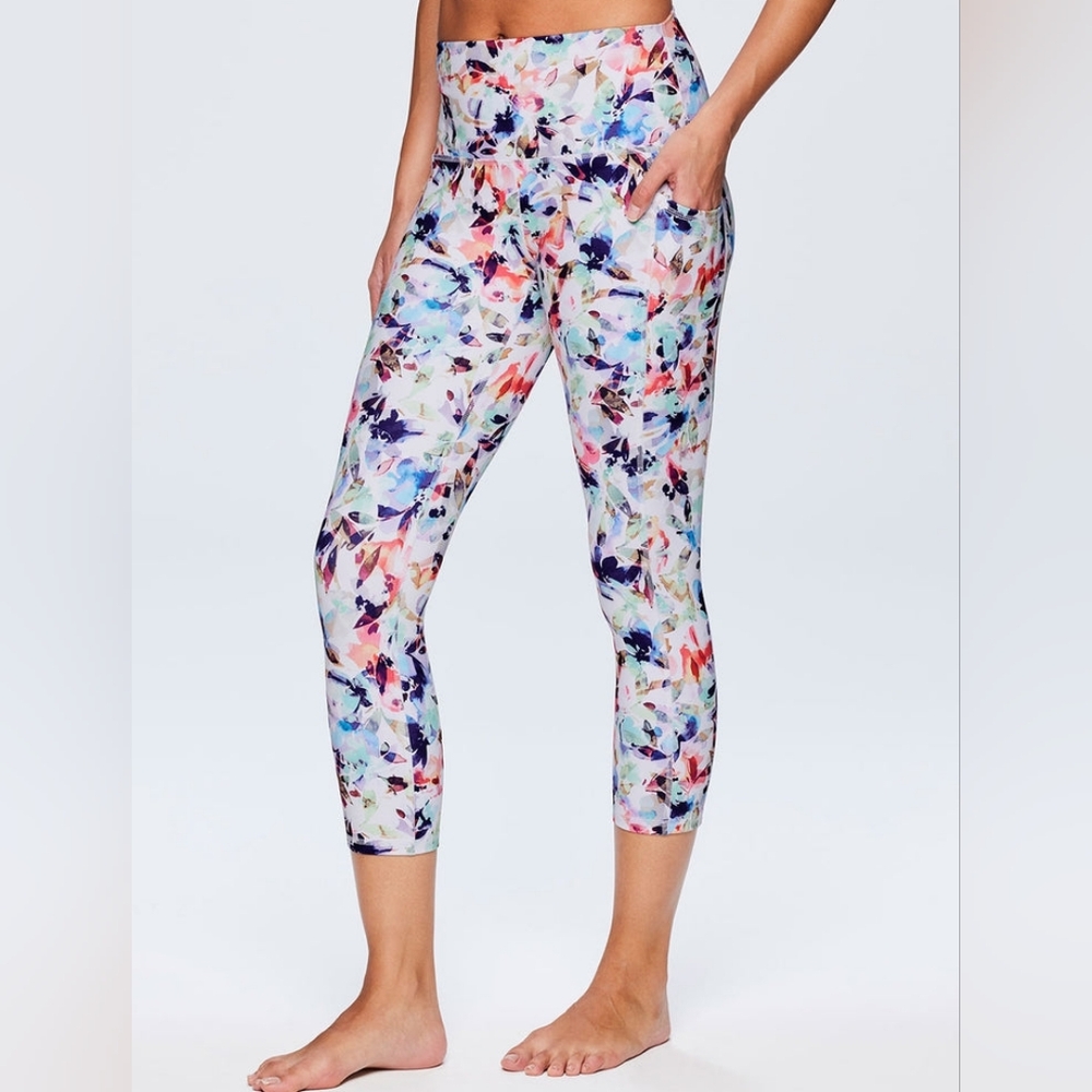 Floral Print Women's Capri Leggings